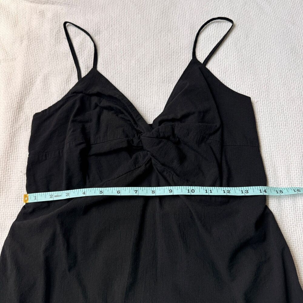 Old Navy Black Camisole Top with Spaghetti Straps - Picture 5 of 8